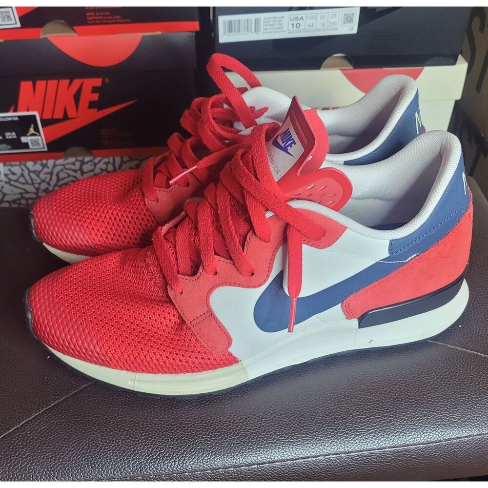 Nike Air Berwuda 555305-601 Red White Blue Retro Running Shoes Size 10